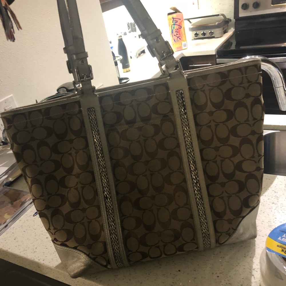 ****SOLD*****Coach tote bag